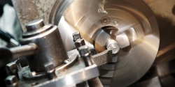 Services on processing of metal products with the use of basic technological processes of mechanical engineering