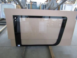 Glass No.3 left GAZ A65R52-5403103