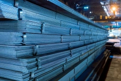 Hot-rolled alloyed flat rolled products in sheets, width 600 mm or more, thickness 4.75 mm or more, but not more than 10 mm.