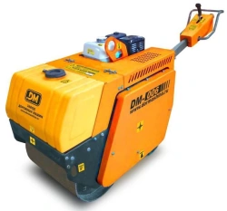 Manual vibrating roller DM-006