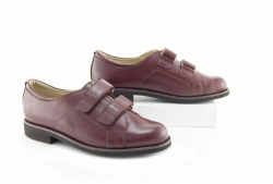 Complex orthopaedic footwear for a preserved limb and prosthetic shoes without insulated lining: boots