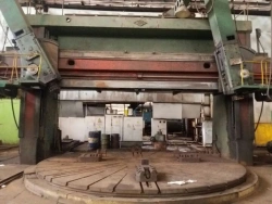 Overhaul of 1580L model lathe-carousel lathe