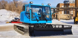 Crawler tractor, industrial RT9.00000-110, model SUM RT9 with YaMZ-53646-10 engine