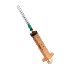 Single-use three-detail sterile injecting syringe with Luer tip, light-protected, 7.5 ml capacity, with needle