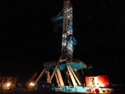 Drilling rig Genesis Stargate BQ320