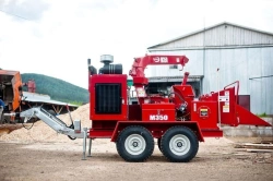Trailed shredder TORNADO M350