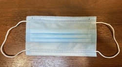 Medical mask, disposable, three-layer