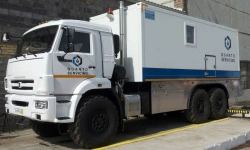Self-propelled logging hoist PCS model 69574G on KAMAZ-5350-D5 chassis.