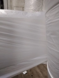 Sleeve with fold without pigment content