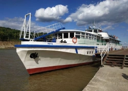 Passenger motor vessel V-12-3890