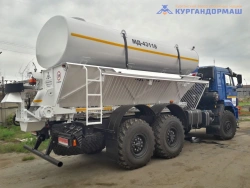 Combined sweeping machine MD-43118