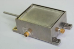 In-phase dividers, two-channel power adder