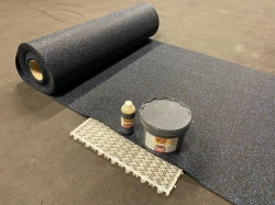 Set of artificial sports ground surface consisting of rubber surface "REGUMOND", glue and polymer module "Me".