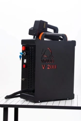 Machine for non-contact laser surface cleaning HTF Clean