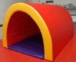 Tunnel with bottom