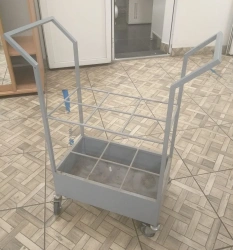 Laboratory furniture: Trolley for CBC