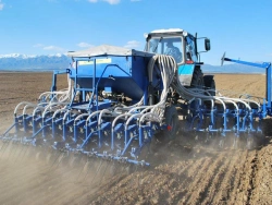 Semi-trailed universal pneumatic pneumatic grain drill S-6PM2 for sowing grain crops, medium seeded legumes (peas, peas, lamb's-