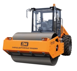 Self-propelled road roller DM-614
