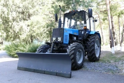 Machinery and equipment for public utilities: plough and bulldozer equipment (mouldboards mounted) municipal mouldboard, mod