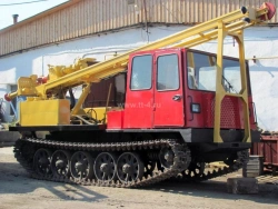 Crawler tractor TSN-4-URB