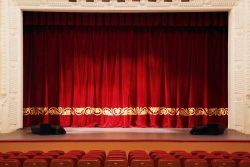 Theatrical curtain - Article-article 001