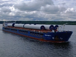 Dry cargo ship of RSD49 project