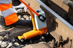 Hydraulic straightener GR-16