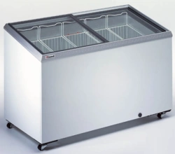 Freezer chest, make "CARAVELL", model 40693 + 407931:Freezer chest, make "CARAVELL", model 40693 + 307931:Freezer chest, make "C
