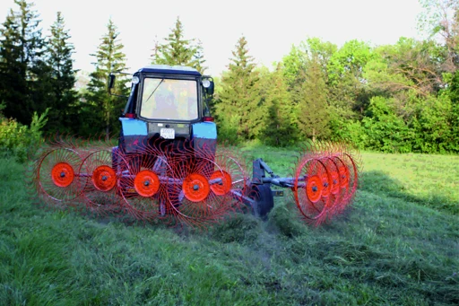 Wheel-Finger Rake H90V8C for Hay Gathering