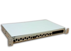 Rack-mounted optical cross-connection