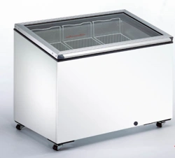 Freezer chest, make "CARAVELL", model 30692