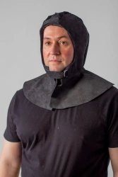 Model AD3. Spilk helmet with large pelerine