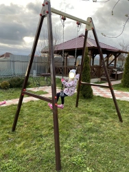 Swing Voskhod-1 (on chains)