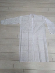 Medical disposable non-sterile clothing "Belspetsstil". Procedure gown, density 25 g/m2 according to TU 32.50.50-002-0133875447