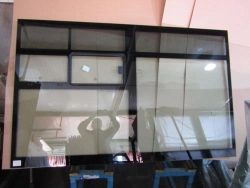 Sidewall window glass left with vent GAZ A67R42-5403083