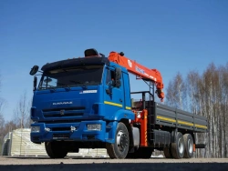 Special-purpose vehicle with KMA-type hydraulic loading crane on the basis of KAMAZ 65117 and its modifications 64K33N-U9
