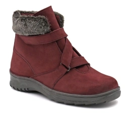 Complex orthopaedic boots with insulated lining