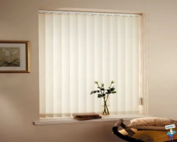 Vertical window blinds