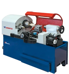 "Lathe with numerical programme control, equipped with Plexiglas shield-screen "Unimatik YUM-T"