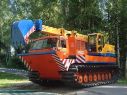 Tracked snowmobiler TTM 6902E