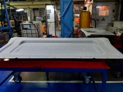 A21R23-5602210 Top tailgate trim.