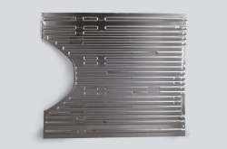Middle panel 045110510105212