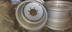 167.3933.3101012-50 Disc wheel