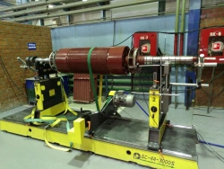 Balancing machines of BS-44S series. Model: BS-44-3000S.