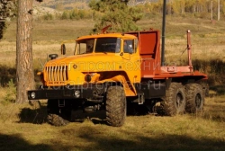Timber tractor truck (with/without CMU) 69023A, 69023B on MAZ 6317F9, 6317F5 chassis.