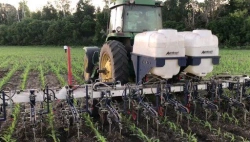 Helios series inter-row cultivator, model Helios-8,4 (12x70, with 3600l LCU system, with EXAST precision guidance system)