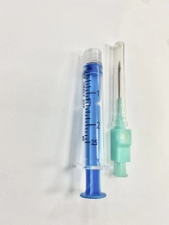 Single-use sterile 3-detail sterile injection syringes in version 2A "Luer Lok" with filter needle