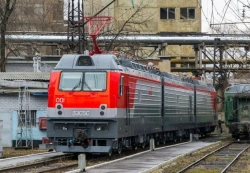 AC mainline freight electric locomotive 3ES5S with asynchronous traction drive.