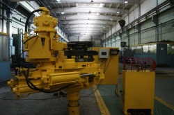 Stationary automatic drilling spanner AKB-4
