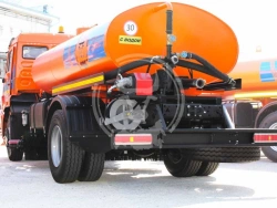 Water-washing truck APM 7.0 (53605) model ST. 061 on the basis of KAMAZ 53605-A5 chassis.